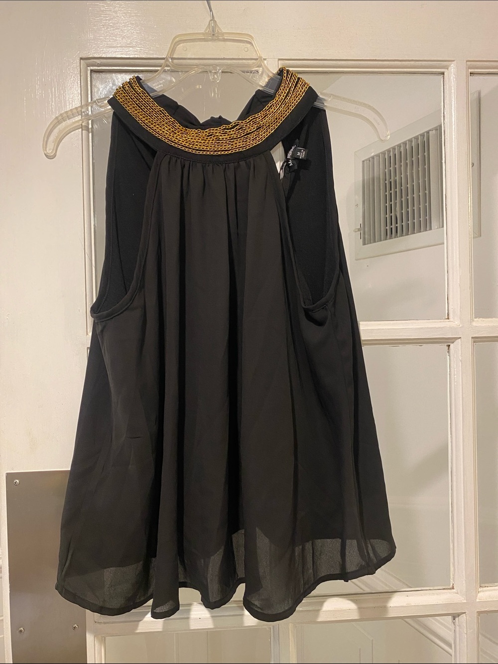 Marianne size Medium top New With Tags